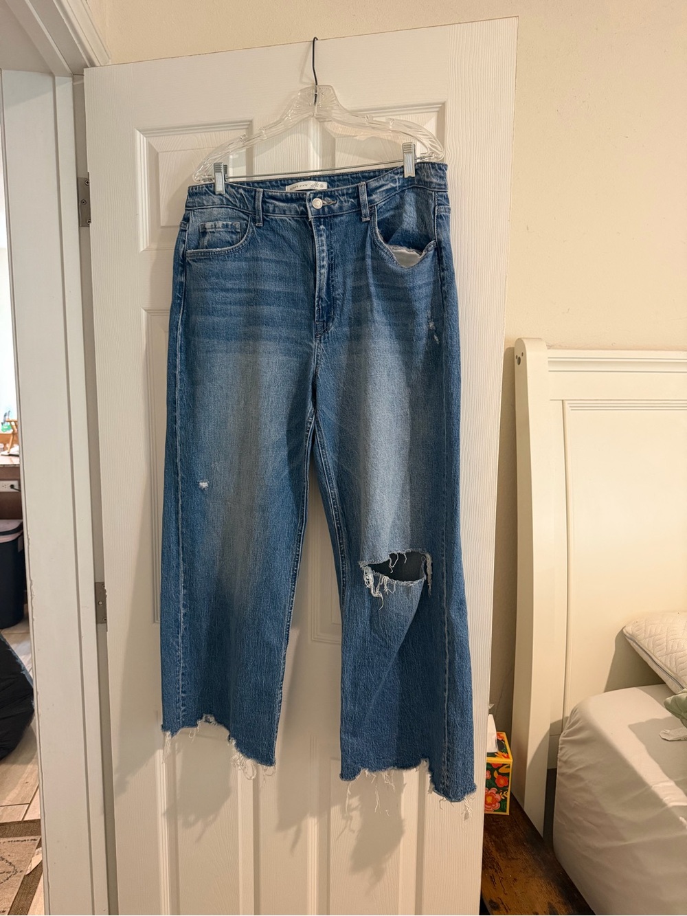 Altar'd State Distressed Medium Blue Wide-Leg Cropped Jeans
